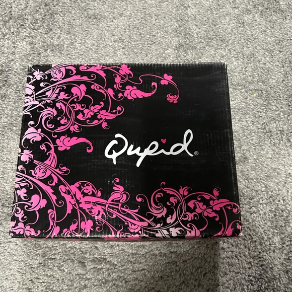 Cupid size 7.5 Tangerine Wedges - Picture 2 of 6